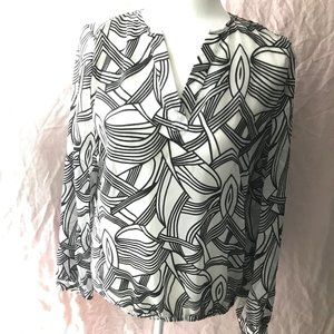 LIMITED Overblouse Dramatic Sheer Black and White